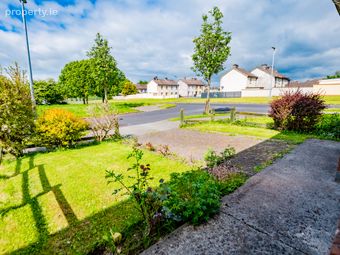 8 Grange Park, Mullingar, Co. Westmeath, Mullingar, Co. Westmeath - Image 2