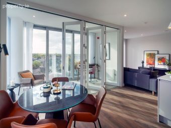 Apartment 18 The Gate House, Charlemont Street, Dublin 2 - Image 3