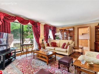 81 The Elms, Mount Merrion Avenue, Blackrock, Co Dublin, Blackrock, Co. Dublin - Image 4