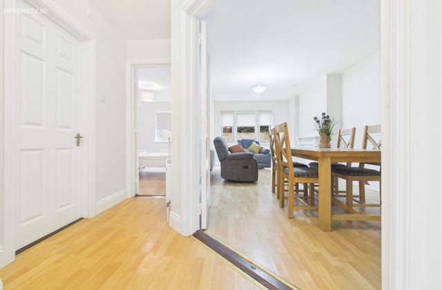 Rockshire Mews, Ferrybank, Co. Waterford - Click to view photos