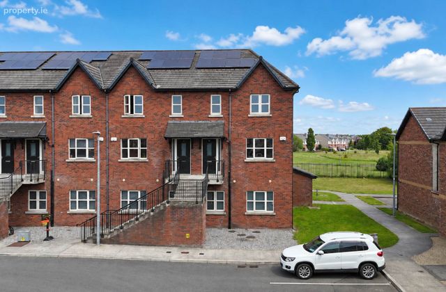 49 Castlegrange Court, Clonee, Dublin 15, Co. Dublin, Clonee, Dublin 15 - Click to view photos