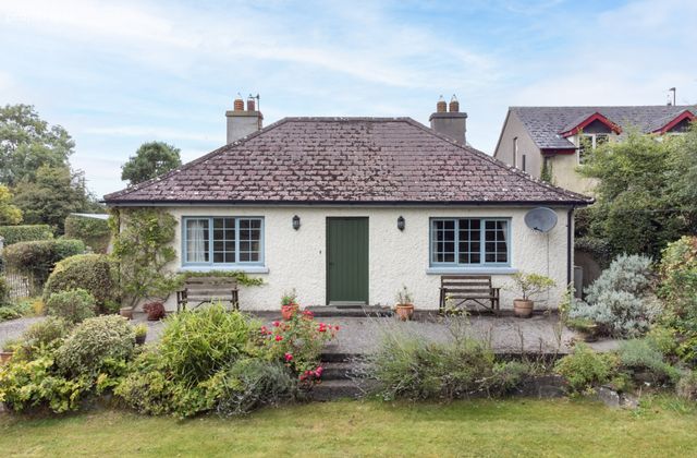 Harveys Cross, Ballacolla, Co. Laois, Ballacolla, Co. Laois - Click to view photos