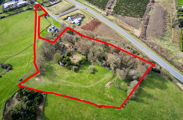Rathconnell Court, Mullingar, Co. Westmeath - Click to view photos