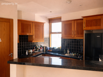 23 Crescent Court, Father Griffin Road, Galway City Centre, Galway City Centre, Co. Galway - Image 5