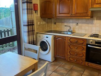 6 Pine Grove, Dublin 16, Templeogue, Dublin 16 - Image 4