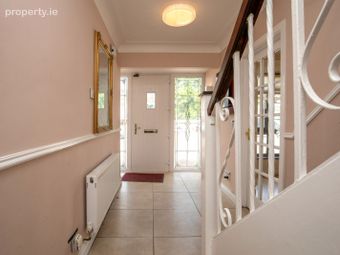 49 Broadford Drive, Dublin 16, Ballinteer, Dublin 16 - Image 2