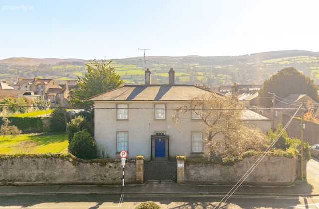 The Lodge, O'neill Street, Clonmel, Co. Tipperary, Clonmel, Co. Tipperary - Click to view photos