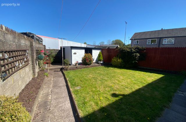 5 Parknamore, Ballincollig, Ballincollig, Co. Cork - Click to view photos