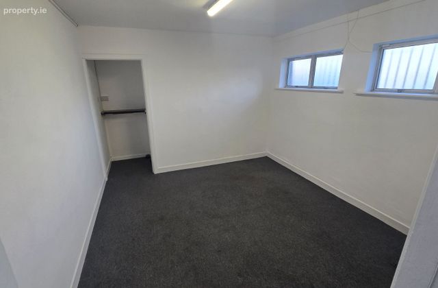 Space Self Storage, Unit 6, Crosslands Business Park, Ballymount, Dublin 12 - Click to view photos