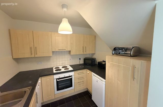 28 Bunratty Castle Gardens, Bunratty, Co. Clare - Click to view photos