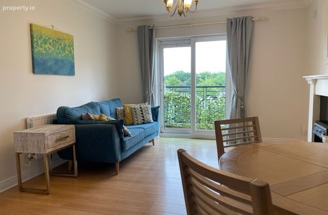 Cruagh Court, Stepaside, Dublin 18 - Click to view photos