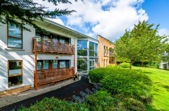 Mountgorry Woods, Malahide Road, Swords, Co. Dublin - Click to view photos