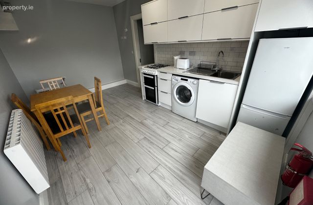 Rahylin Glebe, Ballybane, Merlin, Co. Galway - Click to view photos