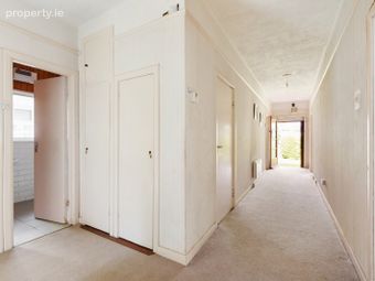 22 Myrtle Grove, Stillorgan, Co Dublin, Stillorgan, Co. Dublin - Image 3