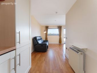 50 Hunters Hall, Hunters Place, Ballycullen, Dublin 24 - Image 4