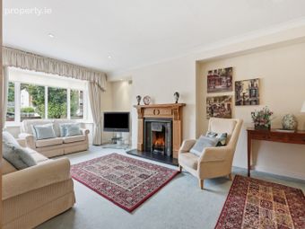 9 The Court, Donnybrook Castle, Donnybrook, Dublin 4 - Image 3