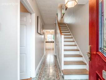 43 Mount Eagle Drive, Leopardstown, Dublin 18 - Image 2