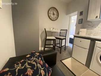 North Circular Road Apartment, North Circular Road, Dublin 7 - Image 4