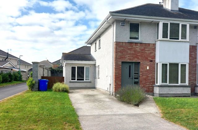 3 Lake Drive Mews, Lake Drive, Kilminchy, Kilminchy, Co. Laois - Click to view photos