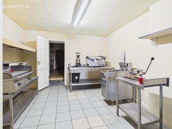 28/30 Connaught Street, Athlone, Co. Westmeath, Athlone, Co. Westmeath - Image 4