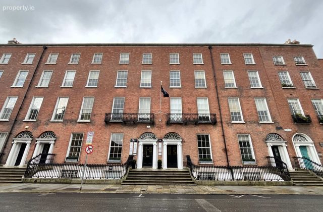 Pembroke Street Upper, Dublin 2 - Click to view photos