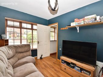 73 Merrion Court, Montenotte, Co. Cork - Image 3