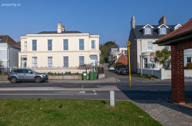 384 Clontarf Road, Dollymount, Dublin 3 - Click to view photos