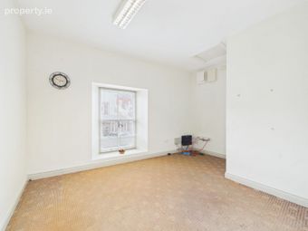 3a Sean Kelly Square, Carrick-on-Suir, Co. Tipperary - Image 4