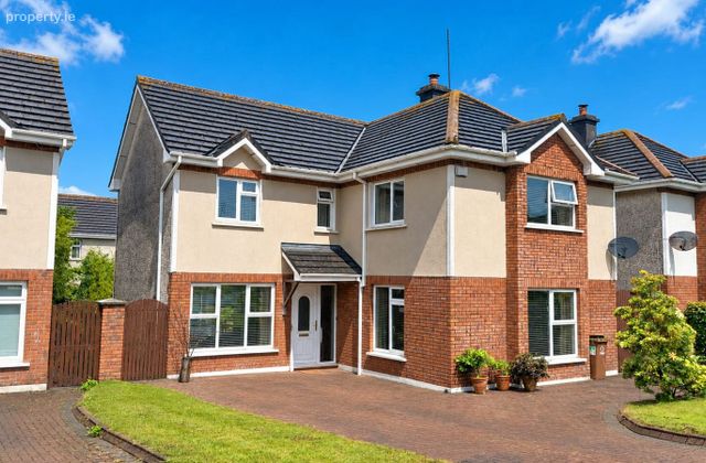 Briarwood, Slieverue, Co. Kilkenny - Click to view photos