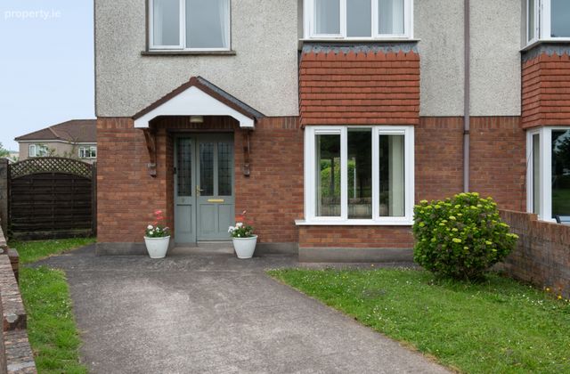 9 The Green, Coolroe Meadows, Ballincollig, Co Cork, Ballincollig, Co. Cork - Click to view photos