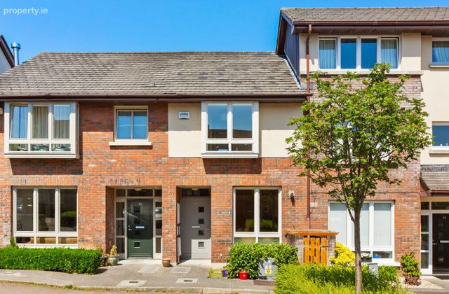 36 Belarmine Court, Belarmine, Stepaside, Dublin 18 - Click to view photos