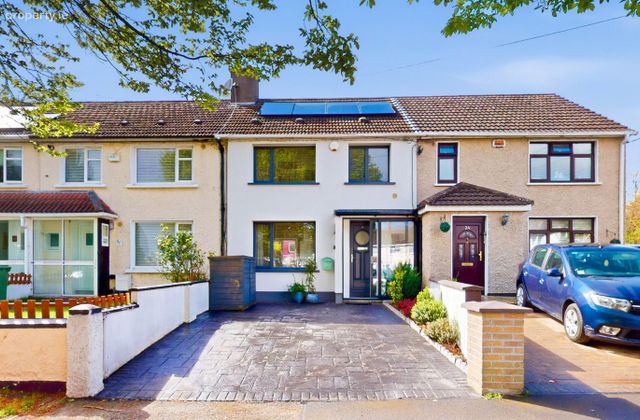 2 Griffith Drive, Glasnevin, Dublin 11 - Click to view photos