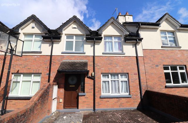 7 Alandale Orchard, Ashbourne Avenue, South Circular Road, Co. Limerick - Click to view photos