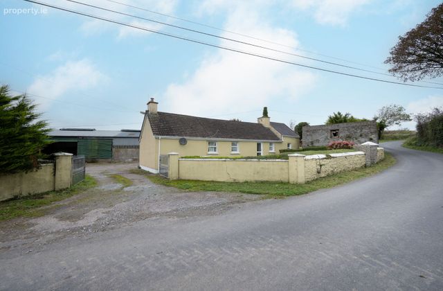 Coolmona, Donoughmore, Donoughmore, Co. Cork - Click to view photos