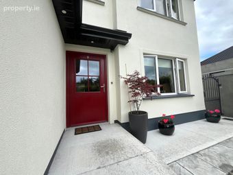 4 Moyvale Park, Ballina, Co. Mayo, Ballina, Co. Mayo - Image 2