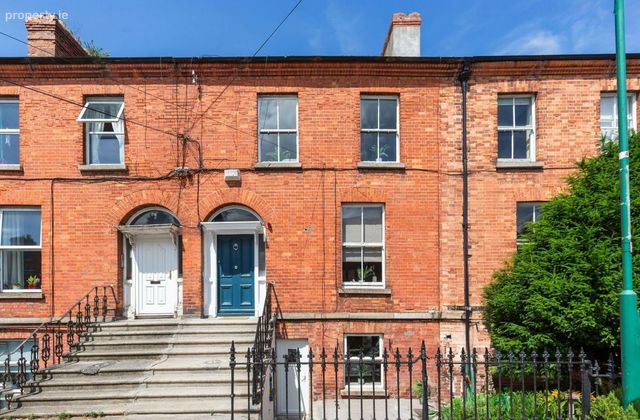 Grove Park, Rathmines, Dublin 6 - Click to view photos