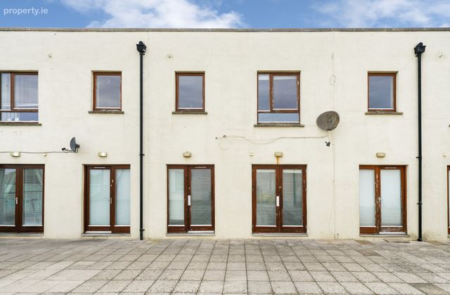 4 Chaplains Court, Clondalkin, Dublin 22, Clondalkin, Dublin 22 - Click to view photos