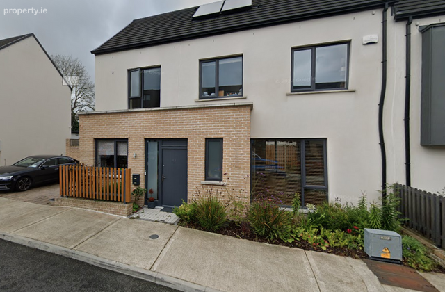 43 The Avenue, Scholarstown Wood, Rathfarnham, Dublin 16 - Click to view photos