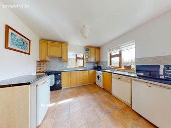 18 The Meadows, Ballymoney, Co. Wexford - Image 3