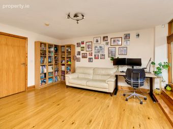 58 Woodbrook Crescent, Castleknock, Dublin 15, Co. Dublin, Castleknock, Dublin 15 - Image 4