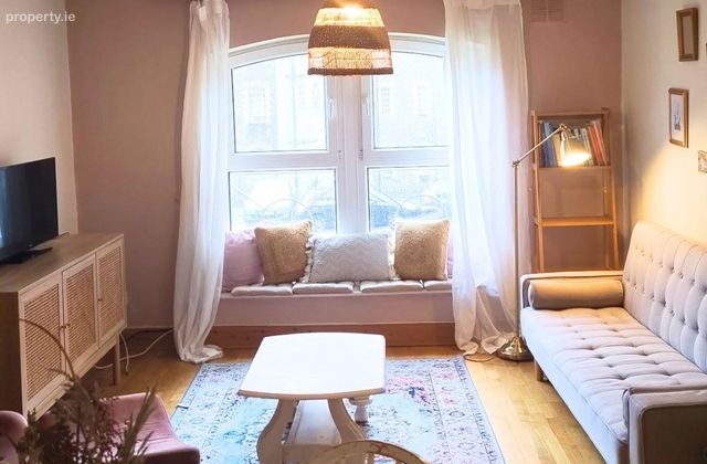 Apartment 111, River Towers, Lee Road, Sunday's Well, Co. Cork - Click to view photos