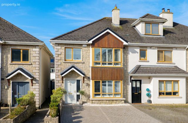 70 Dris&iacute;n, Ballymoneen Road, Ballymoneen, Co. Galway - Click to view photos