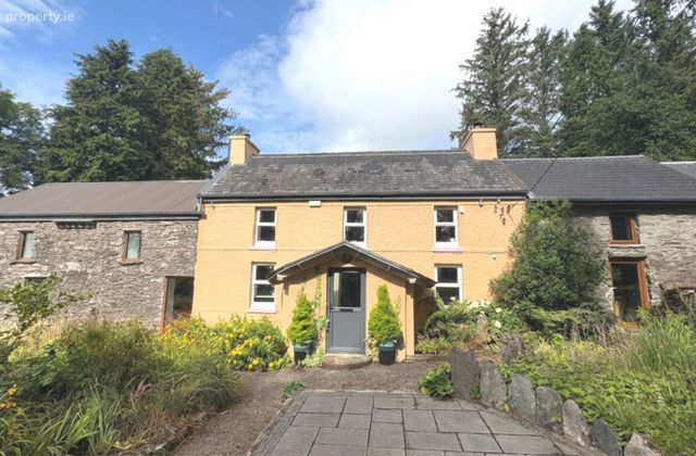 Milleens, Coolea, Ballyvourney, Macroom, Co. Cork - Click to view photos