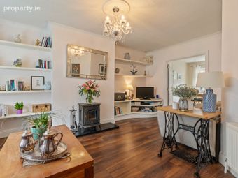 6 The Crescent, Priory Court, Watergrasshill, Co. Cork - Image 4