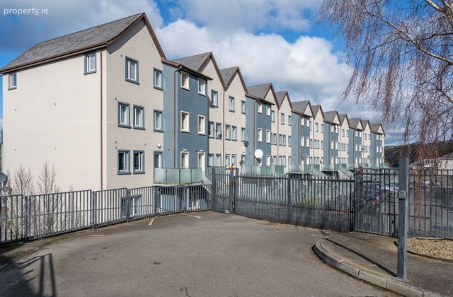 7 Dunbrody Wharf, Craywell Road, New Ross, Co. Wexford - Click to view photos
