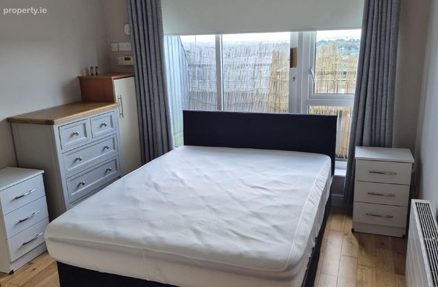 Sandyford View, Blackglen Road, Dublin 18, Dundrum, Dublin 14 - Click to view photos