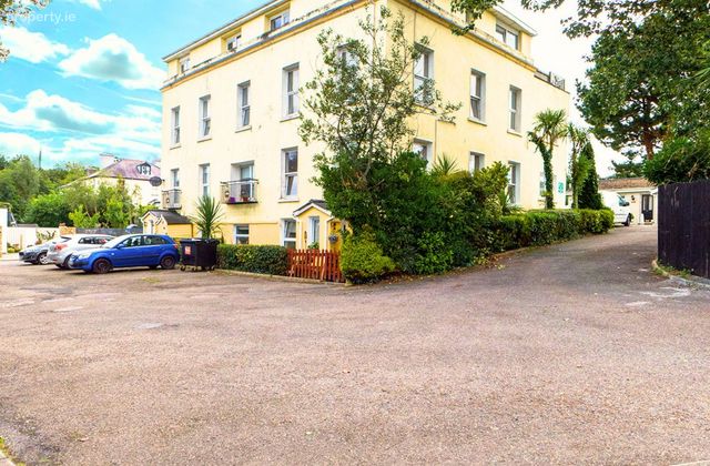 Apartment 5, Newtown Park House, Newtown, Co. Waterford - Click to view photos