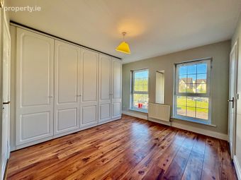4 Cypress Circus, Broomfield Village, Midleton, Co. Cork - Image 3