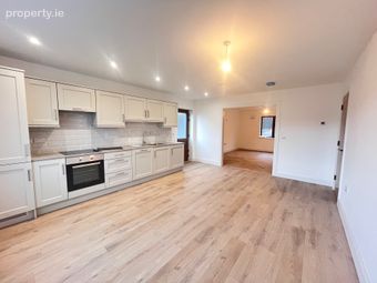 17 Craobh B&aacute;n, Quay Road, Newport, Co Mayo, Newport, Co. Mayo - Image 4