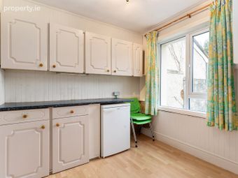 37 Beech Hill Drive, Donnybrook, Dublin 4, Donnybrook, Dublin 4 - Image 4